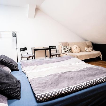 Ferienwohnung Exclusive Apartman Prague Jecna Exterior foto
